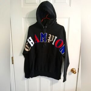 Men's size Large embroidered lettering reverse weave vintage champion Hoodie